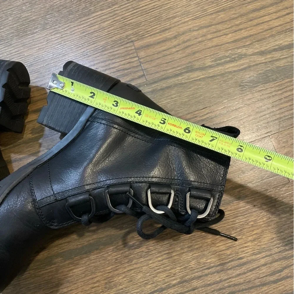 SOREL Women's Cate Lace Bootie Rain Boot Size 7.5 Black Waterproof Leather